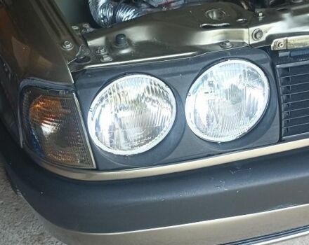 Сірий Ауді 80, об'ємом двигуна 1.8 л та пробігом 266 тис. км за 1400 $, фото 11 на Automoto.ua