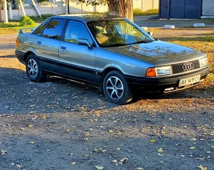 Ауді 80 1990 у Харкові на Automoto.ua Сірий Ауді 80, об'ємом двигуна 1.8 л та пробігом 390 тис. км за 2000 $, фото 2 на Automoto.ua