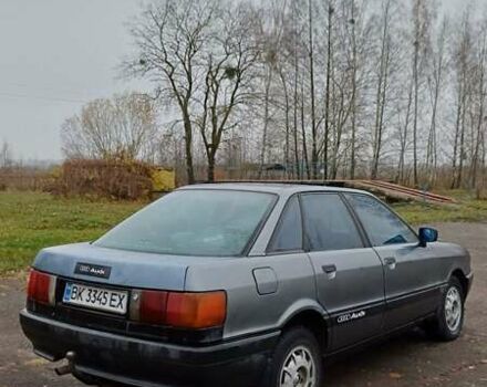Серый Ауди 80, объемом двигателя 1.8 л и пробегом 283 тыс. км за 750 $, фото 6 на Automoto.ua