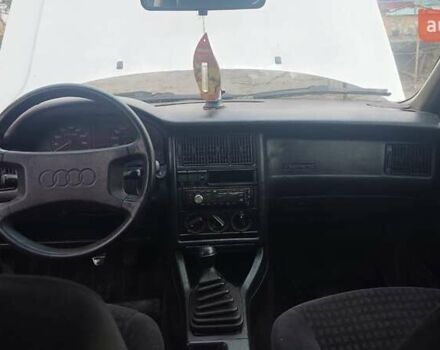 Серый Ауди 80, объемом двигателя 1.8 л и пробегом 350 тыс. км за 1700 $, фото 9 на Automoto.ua