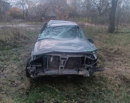 Серый Ауди 80, объемом двигателя 1.8 л и пробегом 240 тыс. км за 700 $, фото 2 на Automoto.ua