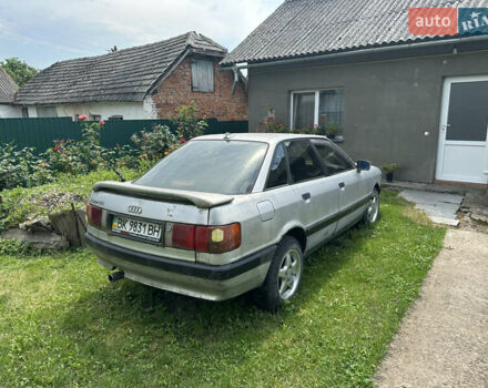 Серый Ауди 80, объемом двигателя 1.78 л и пробегом 440 тыс. км за 999 $, фото 2 на Automoto.ua