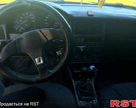 Серый Ауди 80, объемом двигателя 18 л и пробегом 240 тыс. км за 1800 $, фото 6 на Automoto.ua