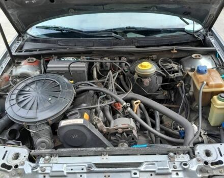 Сірий Ауді 80, об'ємом двигуна 2 л та пробігом 60 тис. км за 2000 $, фото 7 на Automoto.ua