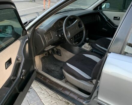 Сірий Ауді 80, об'ємом двигуна 2 л та пробігом 420 тис. км за 2200 $, фото 7 на Automoto.ua