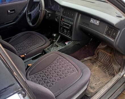 Серый Ауди 80, объемом двигателя 2.3 л и пробегом 0 тыс. км за 3300 $, фото 1 на Automoto.ua