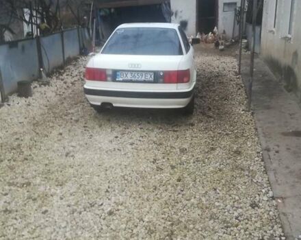 Серый Ауди 80, объемом двигателя 2 л и пробегом 300 тыс. км за 2570 $, фото 1 на Automoto.ua