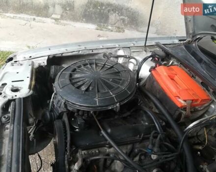 Серый Ауди 80, объемом двигателя 2 л и пробегом 300 тыс. км за 2570 $, фото 7 на Automoto.ua