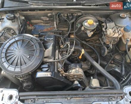 Серый Ауди 80, объемом двигателя 1.98 л и пробегом 194 тыс. км за 3000 $, фото 8 на Automoto.ua