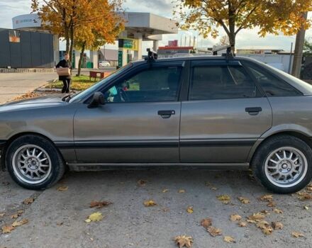 Серый Ауди 80, объемом двигателя 1.8 л и пробегом 254 тыс. км за 1450 $, фото 2 на Automoto.ua