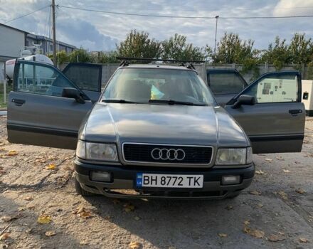 Серый Ауди 80, объемом двигателя 1.8 л и пробегом 254 тыс. км за 1450 $, фото 9 на Automoto.ua