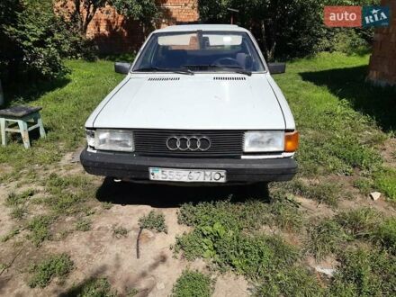 Ауди 80 1984 в Черновцах на Automoto.ua Серый Ауди 80, объемом двигателя 0 л и пробегом 555 тыс. км за 800 $, фото 1 на Automoto.ua
