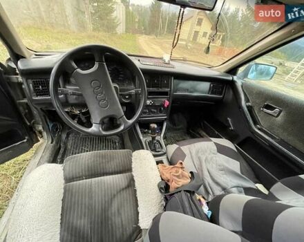 Серый Ауди 80, объемом двигателя 1.8 л и пробегом 350 тыс. км за 900 $, фото 1 на Automoto.ua
