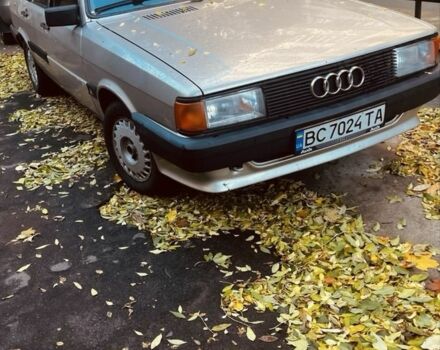Сірий Ауді 80, об'ємом двигуна 1.8 л та пробігом 380 тис. км за 1498 $, фото 1 на Automoto.ua