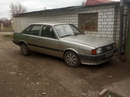 Серый Ауди 80, объемом двигателя 1.3 л и пробегом 270 тыс. км за 754 $, фото 1 на Automoto.ua