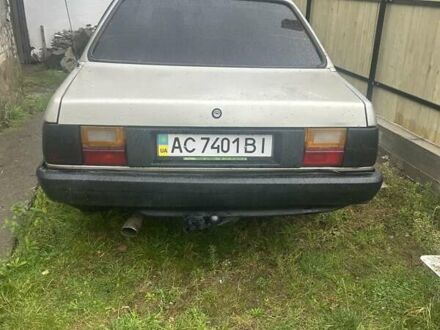 Ауді 80 1986 у Олевске на Automoto.ua Сірий Ауді 80, об'ємом двигуна 1.78 л та пробігом 320 тис. км за 1100 $, фото 1 на Automoto.ua