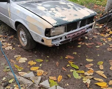 Сірий Ауді 80, об'ємом двигуна 1.6 л та пробігом 300 тис. км за 800 $, фото 1 на Automoto.ua