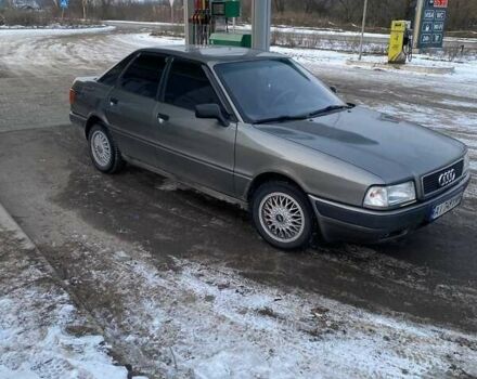 Серый Ауди 80, объемом двигателя 1.8 л и пробегом 235 тыс. км за 3000 $, фото 1 на Automoto.ua
