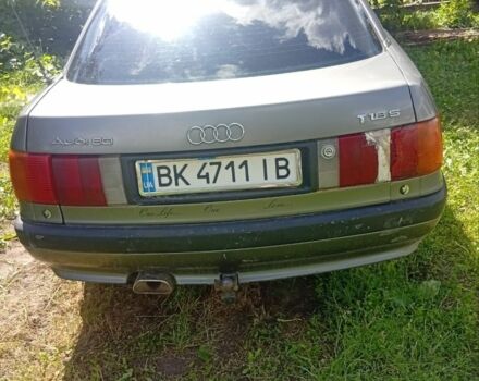 Серый Ауди 80, объемом двигателя 1.8 л и пробегом 123 тыс. км за 501 $, фото 1 на Automoto.ua