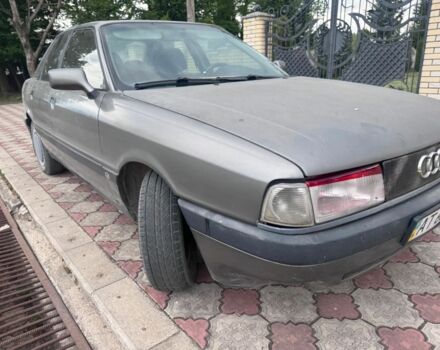 Серый Ауди 80, объемом двигателя 1.8 л и пробегом 300 тыс. км за 1150 $, фото 1 на Automoto.ua