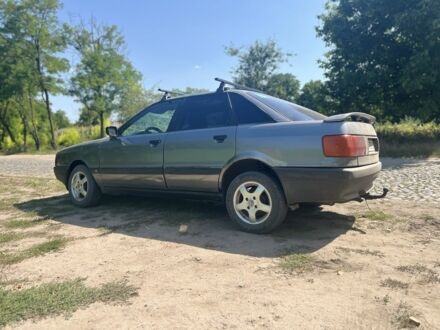 Ауди 80 1987 в Тростянце на Automoto.ua Серый Ауди 80, объемом двигателя 1.8 л и пробегом 422 тыс. км за 1572 $, фото 1 на Automoto.ua