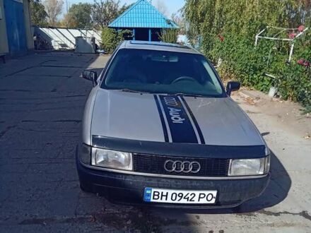 Ауді 80 1988 у Тарутине на Automoto.ua Сірий Ауді 80, об'ємом двигуна 1.78 л та пробігом 280 тис. км за 2100 $, фото 1 на Automoto.ua