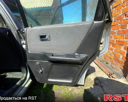 Сірий Ауді 80, об'ємом двигуна 1.8 л та пробігом 350 тис. км за 1000 $, фото 1 на Automoto.ua