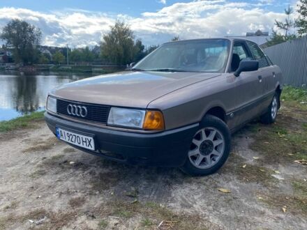 Ауді 80 1988 у Києві на Automoto.ua Сірий Ауді 80, об'ємом двигуна 1.8 л та пробігом 250 тис. км за 1300 $, фото 1 на Automoto.ua
