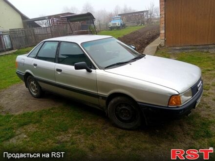 Серый Ауди 80, объемом двигателя 1.8 л и пробегом 380 тыс. км за 1300 $, фото 1 на Automoto.ua