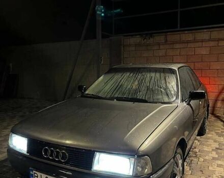 Серый Ауди 80, объемом двигателя 1.8 л и пробегом 442 тыс. км за 2500 $, фото 1 на Automoto.ua