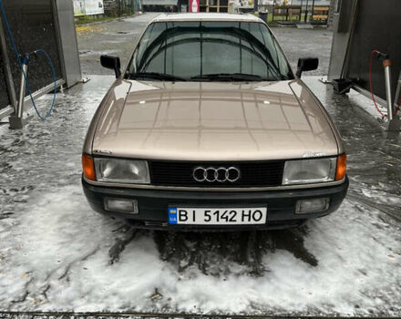 Серый Ауди 80, объемом двигателя 1.78 л и пробегом 130 тыс. км за 3800 $, фото 1 на Automoto.ua