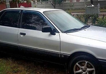 Серый Ауди 80, объемом двигателя 2 л и пробегом 274 тыс. км за 2200 $, фото 1 на Automoto.ua