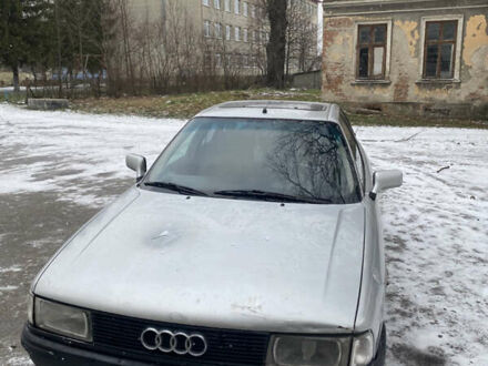 Серый Ауди 80, объемом двигателя 1.78 л и пробегом 371 тыс. км за 1020 $, фото 1 на Automoto.ua