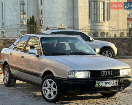 Серый Ауди 80, объемом двигателя 1.8 л и пробегом 372 тыс. км за 899 $, фото 1 на Automoto.ua