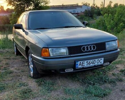 Сірий Ауді 80, об'ємом двигуна 1.8 л та пробігом 260 тис. км за 3200 $, фото 1 на Automoto.ua