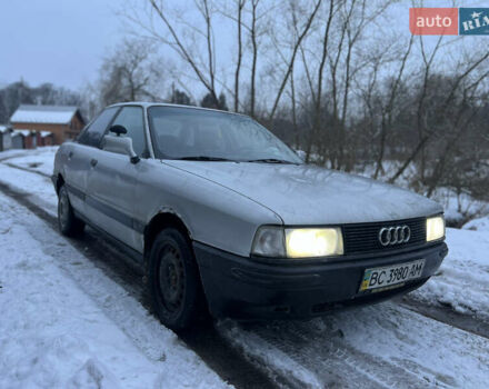 Серый Ауди 80, объемом двигателя 1.8 л и пробегом 371 тыс. км за 899 $, фото 1 на Automoto.ua