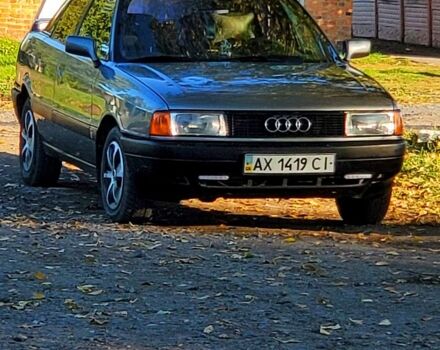 Ауді 80 1990 у Харкові на Automoto.ua Сірий Ауді 80, об'ємом двигуна 1.8 л та пробігом 390 тис. км за 2000 $, фото 1 на Automoto.ua