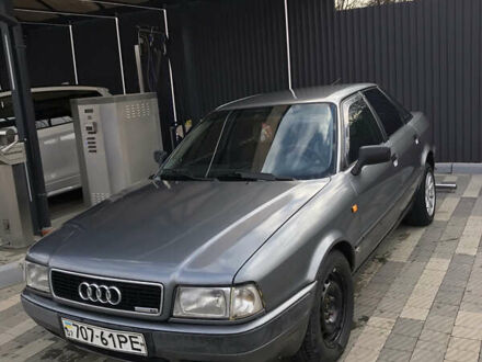 Ауді 80 1992 у Ужгороді на Automoto.ua Сірий Ауді 80, об'ємом двигуна 2 л та пробігом 500 тис. км за 2100 $, фото 1 на Automoto.ua