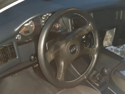Серый Ауди 80, объемом двигателя 2 л и пробегом 246 тыс. км за 3500 $, фото 1 на Automoto.ua