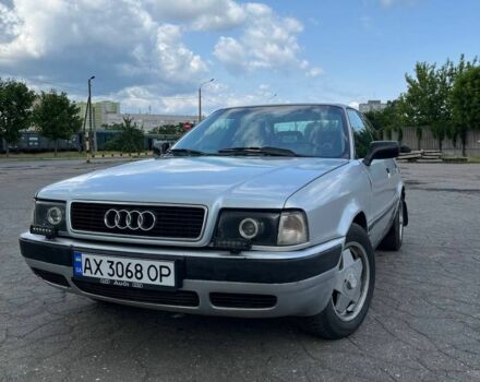 Серый Ауди 80, объемом двигателя 2 л и пробегом 300 тыс. км за 2100 $, фото 1 на Automoto.ua
