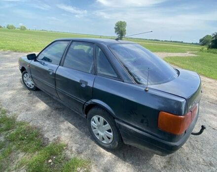 Синий Ауди 80, объемом двигателя 1.8 л и пробегом 30 тыс. км за 1400 $, фото 4 на Automoto.ua