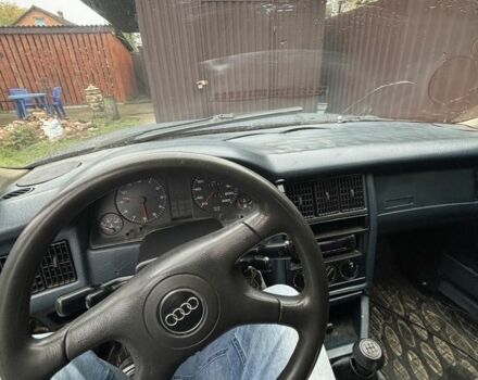 Синий Ауди 80, объемом двигателя 1.8 л и пробегом 228 тыс. км за 1000 $, фото 5 на Automoto.ua