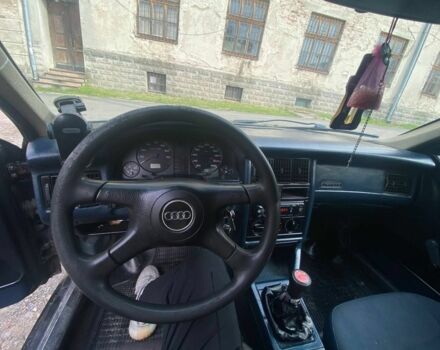 Синий Ауди 80, объемом двигателя 1.8 л и пробегом 365 тыс. км за 1400 $, фото 5 на Automoto.ua