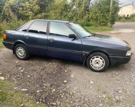 Синий Ауди 80, объемом двигателя 1.8 л и пробегом 365 тыс. км за 1400 $, фото 3 на Automoto.ua