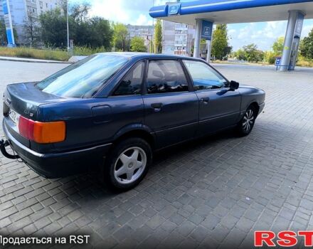 Синий Ауди 80, объемом двигателя 1.8 л и пробегом 250 тыс. км за 1200 $, фото 1 на Automoto.ua