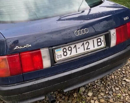 Синий Ауди 80, объемом двигателя 1.8 л и пробегом 200 тыс. км за 1800 $, фото 3 на Automoto.ua
