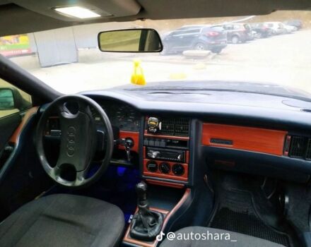 Синий Ауди 80, объемом двигателя 1.8 л и пробегом 230 тыс. км за 1799 $, фото 4 на Automoto.ua