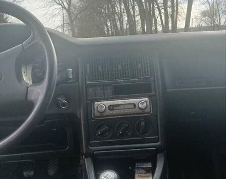 Синій Ауді 80, об'ємом двигуна 1.78 л та пробігом 288 тис. км за 1600 $, фото 2 на Automoto.ua