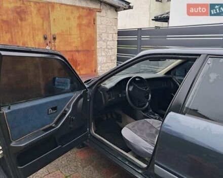 Синий Ауди 80, объемом двигателя 0 л и пробегом 258 тыс. км за 1800 $, фото 4 на Automoto.ua