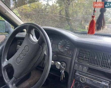 Синий Ауди 80, объемом двигателя 1.8 л и пробегом 250 тыс. км за 1550 $, фото 5 на Automoto.ua